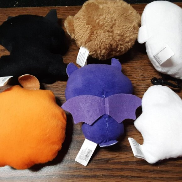 Halloween Mini Plush Toy Bundle Lot Werewolf Pumpkin Bat Ghost Backpack Clip - Picture 4 of 4